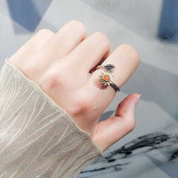 Fashion Adjustable Sunflower Rotating Ring